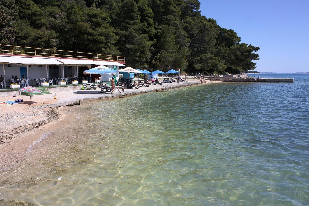Apartments And Rooms By The Sea Palit, Rab - 5010 Esterno foto