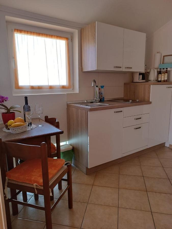 Apartments And Rooms By The Sea Palit, Rab - 5010 Esterno foto