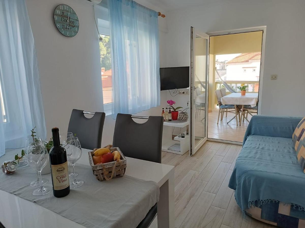 Apartments And Rooms By The Sea Palit, Rab - 5010 Esterno foto